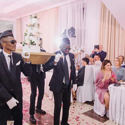 Вынос торта Афро Шоу программа