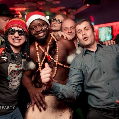 B0f7fecfeee24980b736cf838f5ebc95